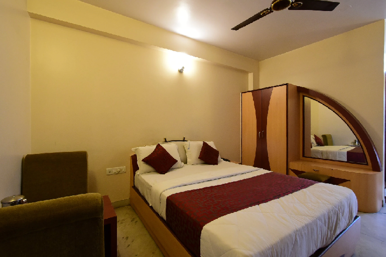 Hotel Shastri Paradise | Deluxe Room Non AC Room